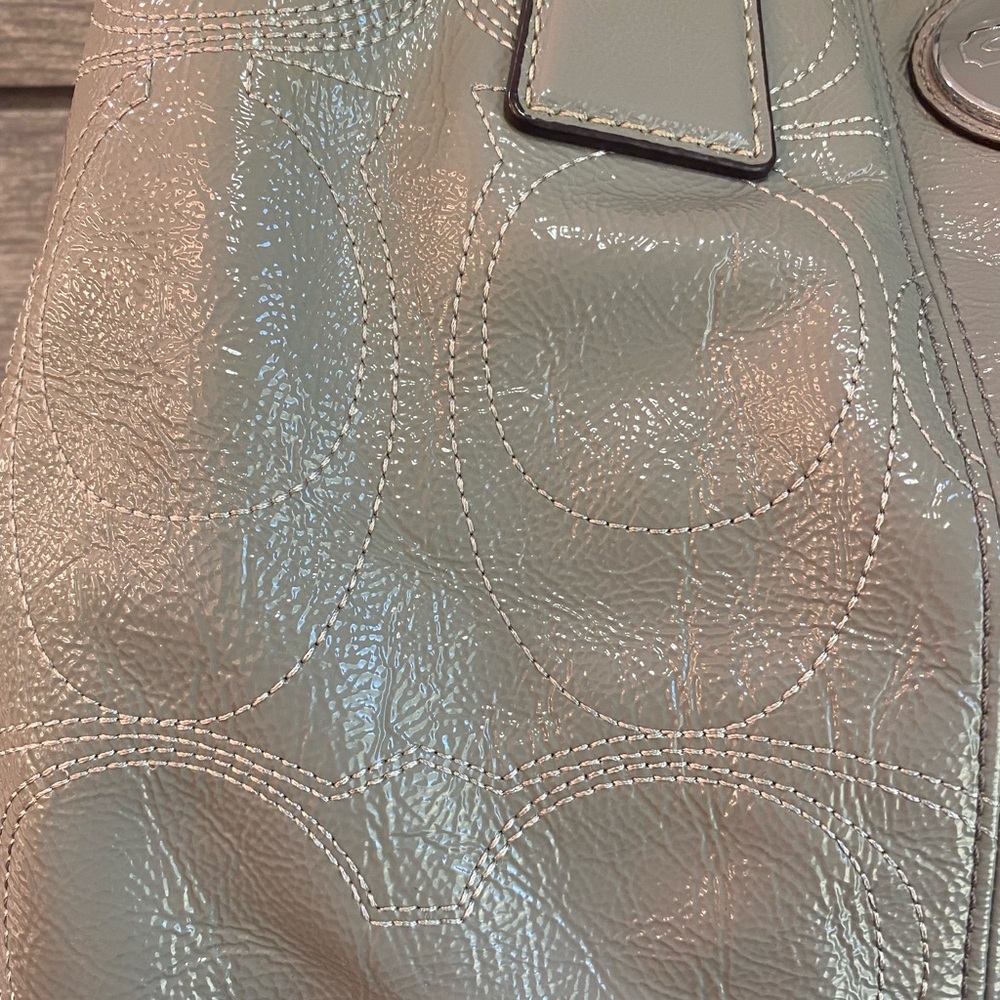 Coach Carryall Signature Stitch Frame - Picture 2 of 8